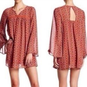 Wyld Hart Bell Sleeve Dress - Medium